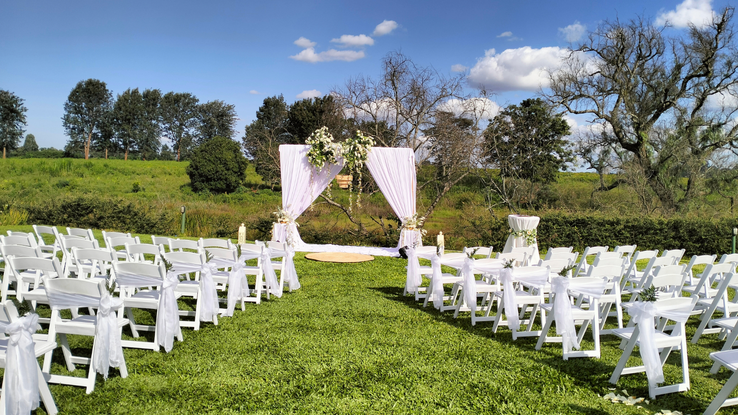 You are currently viewing Rustic Wedding in Nairobi: Crystal and Galen’s Whimsical Affair